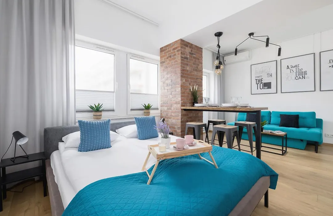 Turquoise Studio With Balcony & Air Conditioning Krakow By Noclegi Renters-1